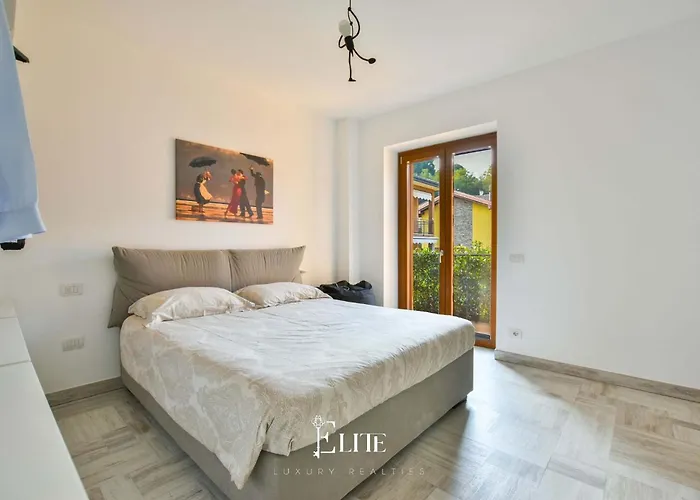 Casa Lp - And Pool דירה